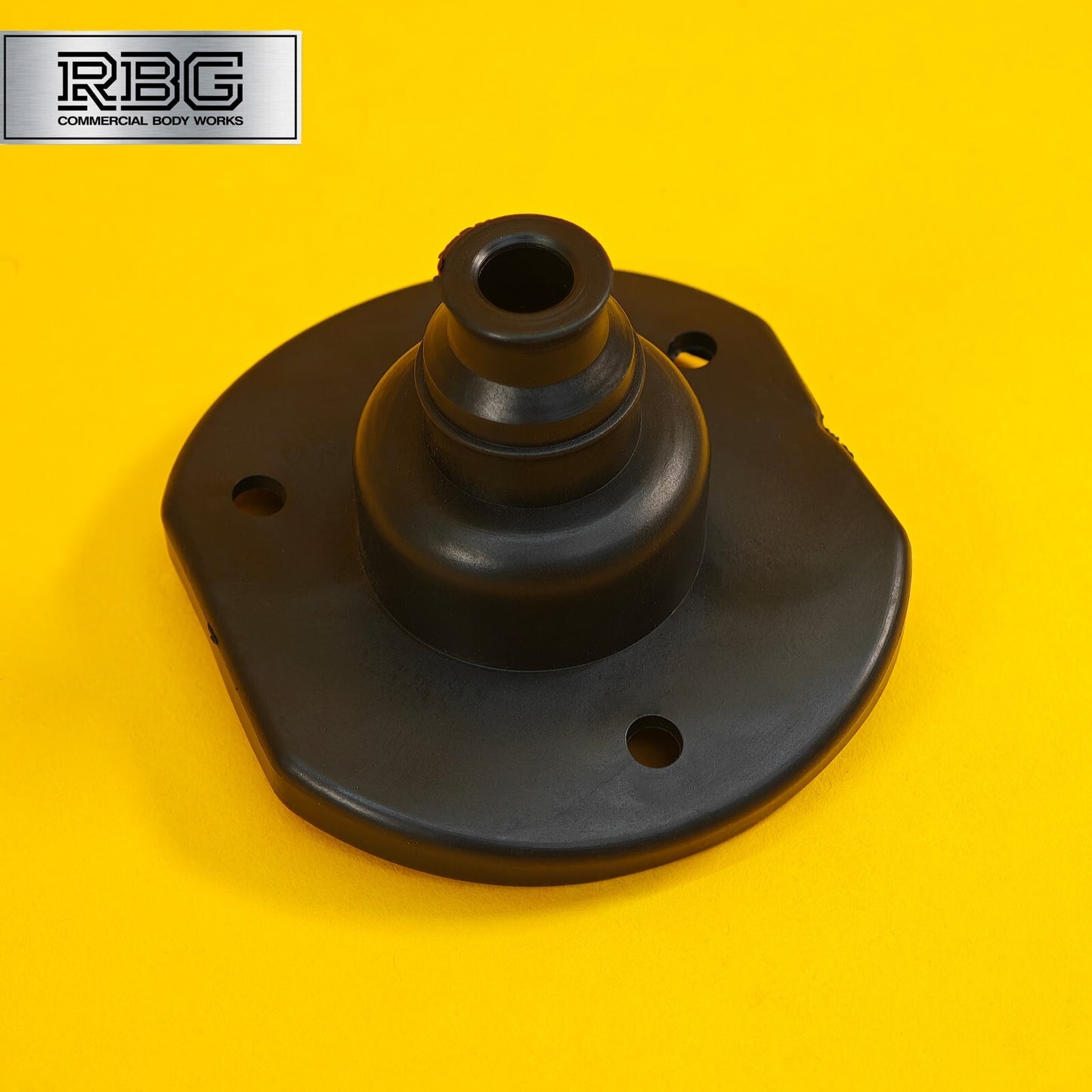 Socket Gasket Seal Flat Sided 7 & 13 Pin Sockets Black Rubber PU Trailer Caravan