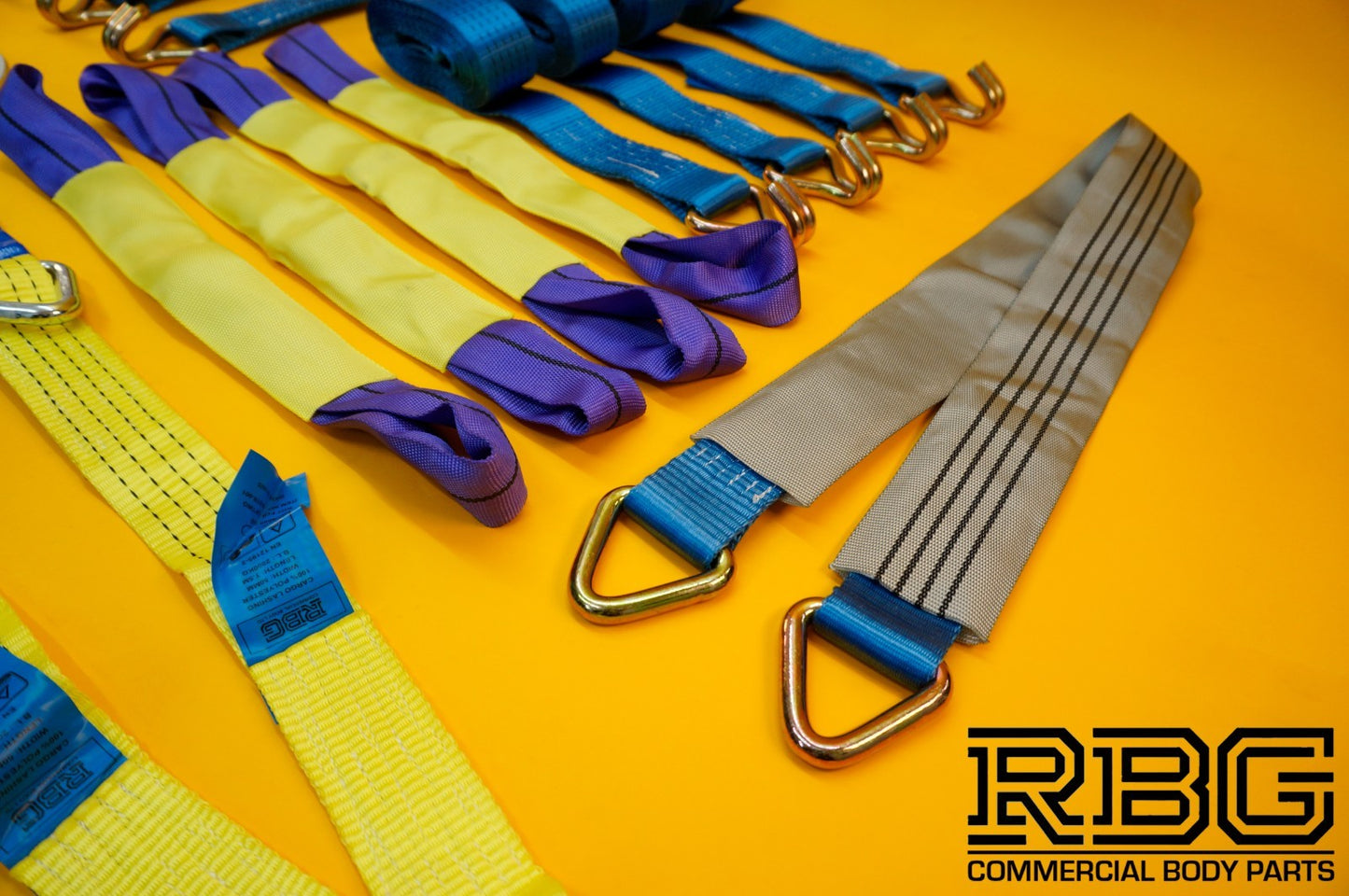 Ratchet Tie Down Strap 4x + Winching Assistance Strap 1.5m + Axle Recovery Strap