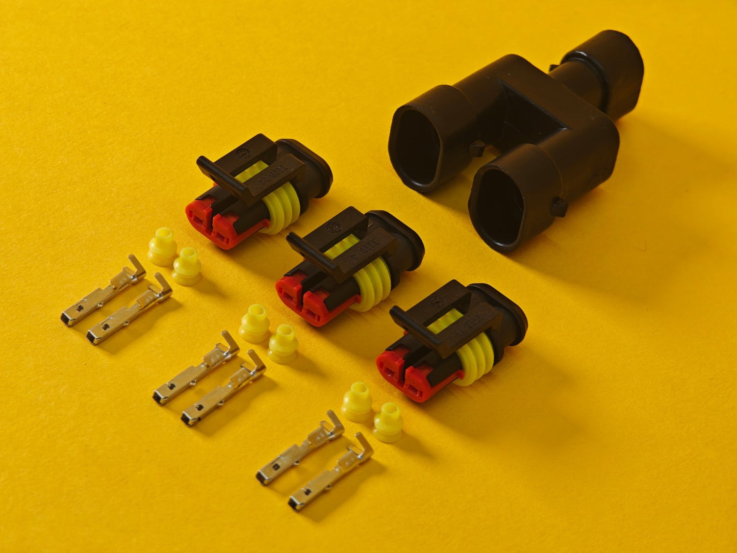 SuperSeal Splitter + 3x Connector Kit SET 2 Way Male Connector Y Piece Wiring