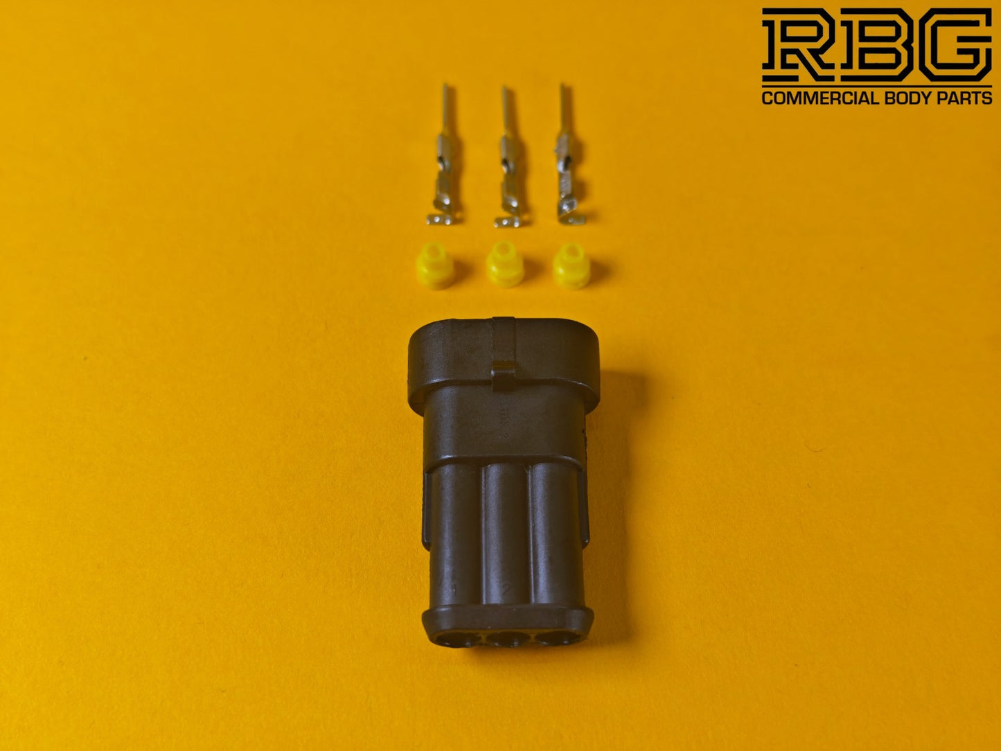 SuperSeal Plug Assembly 3 Way Female AMP Electrical Wiring Waterproof IP67 TE