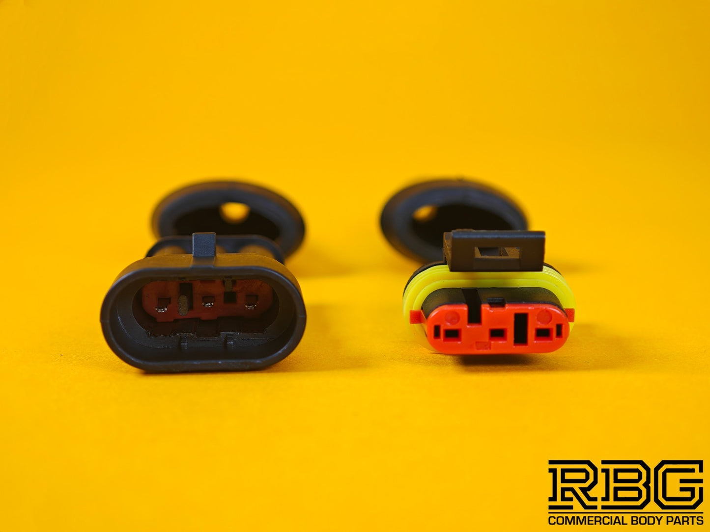 SuperSeal Plug Kit Pair Female/Male 3 Way With Protective Boots AMP Wiring IP67