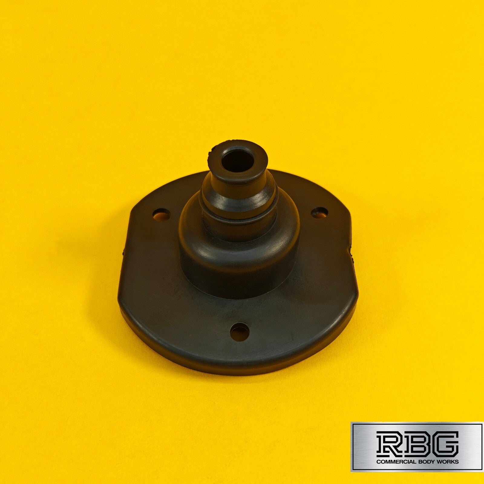 Socket Gasket Seal Flat Sided 7 & 13 Pin Sockets Black Rubber PU Trailer Caravan