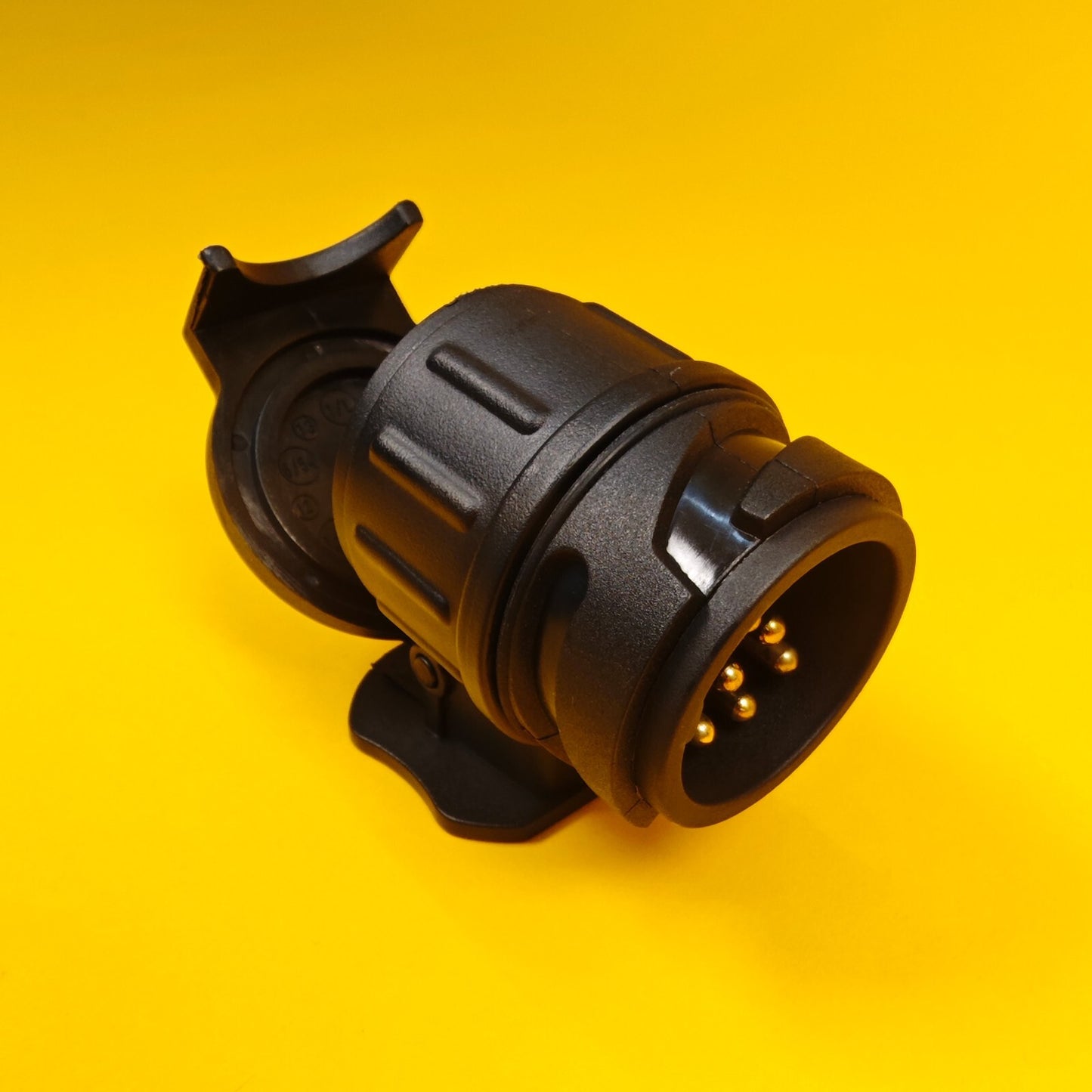 13 Pin to 7 Pin Plug Adaptor Vehicle to Trailer Caravan Towing Socket Adapter