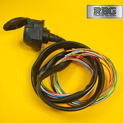13 Pin Socket Assembly With 1.5m Pre-Wired Sheathed Cable Professional Towing UK