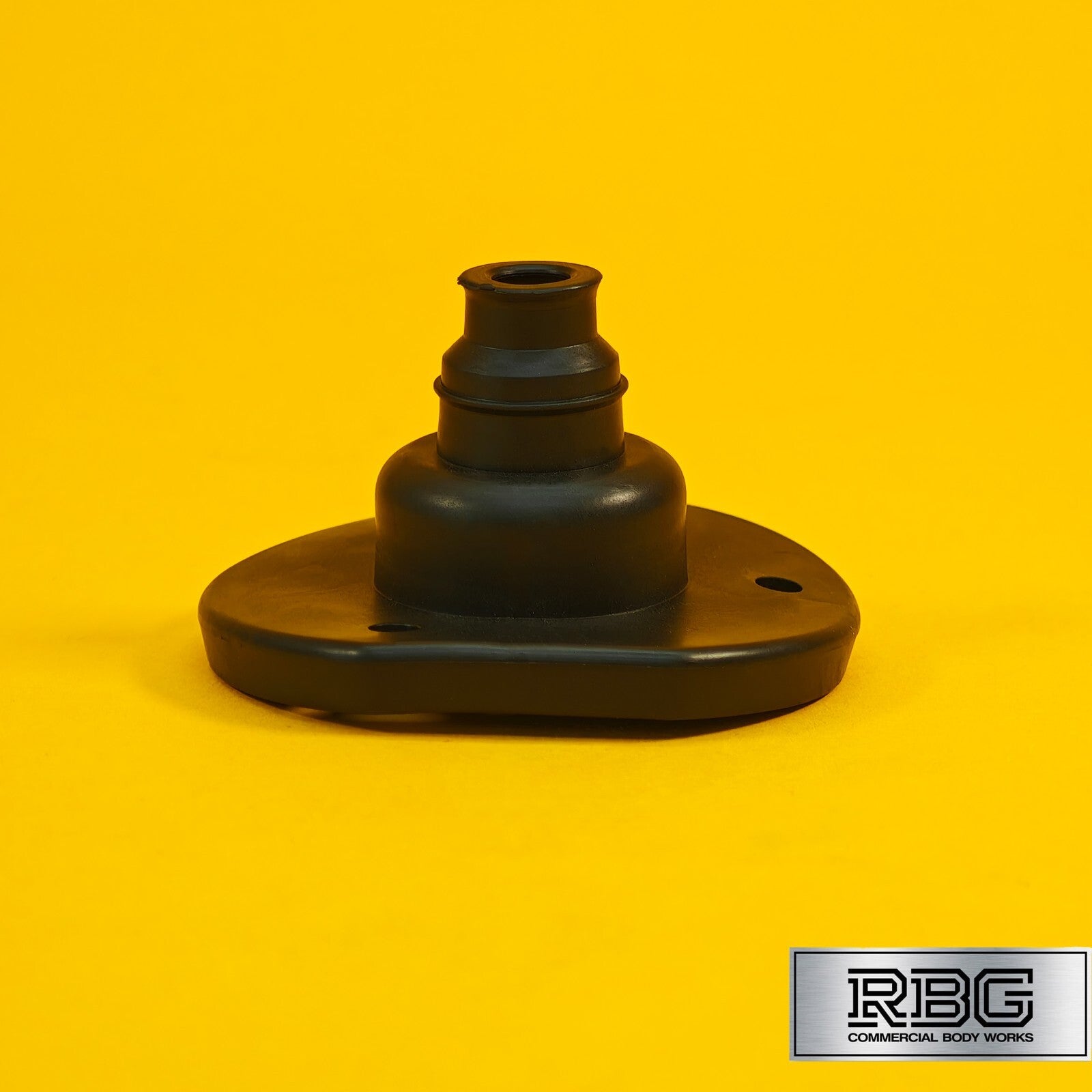 Socket Gasket Seal Flat Sided 7 & 13 Pin Sockets Black Rubber PU Trailer Caravan