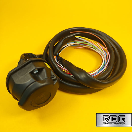 13 Pin Socket Assembly With 2m Pre-Wired Sheathed Cable Professional Towing UK