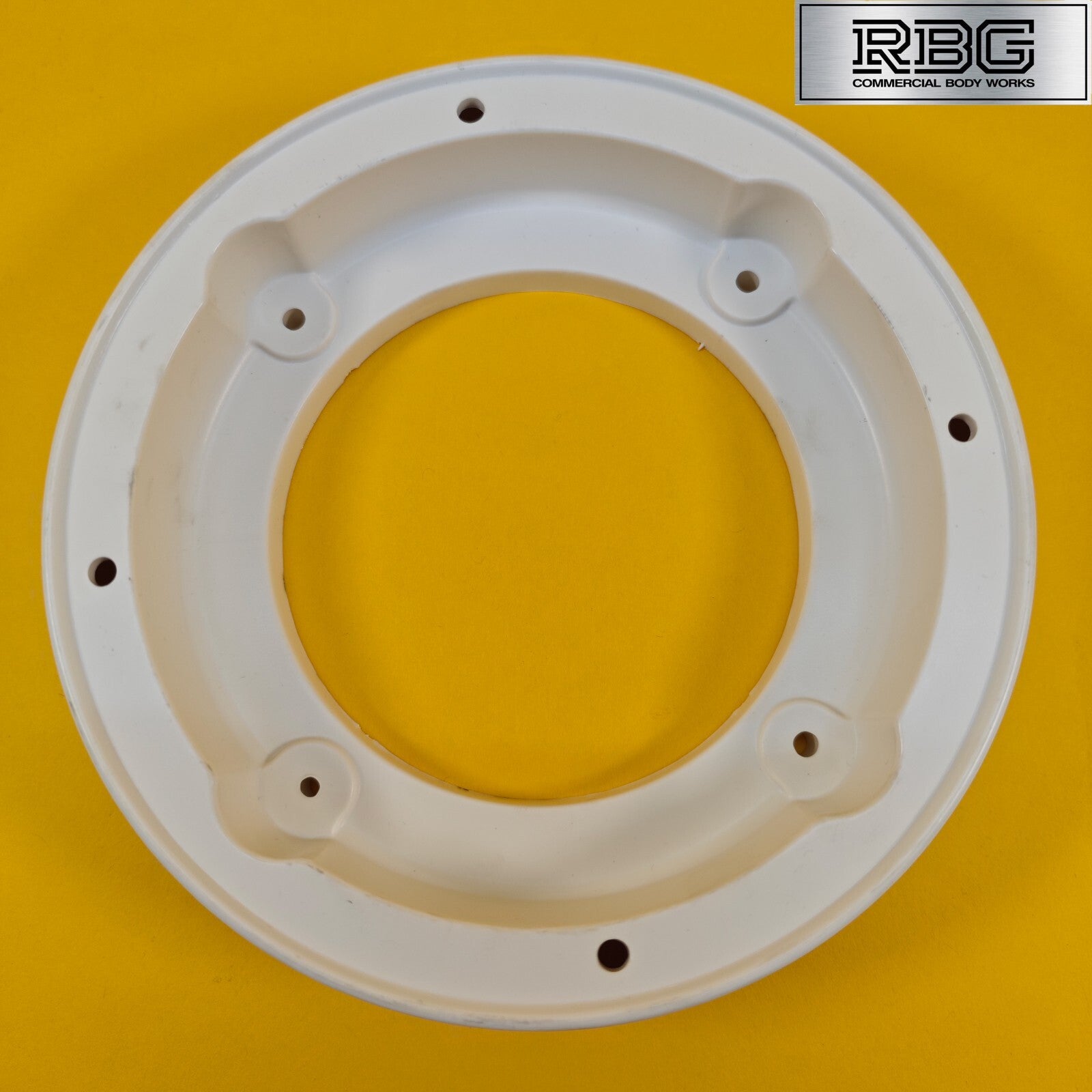 Centaflow™ Wind Driven Vent White Horsebox Classic Profile Rotary Van Roof Air