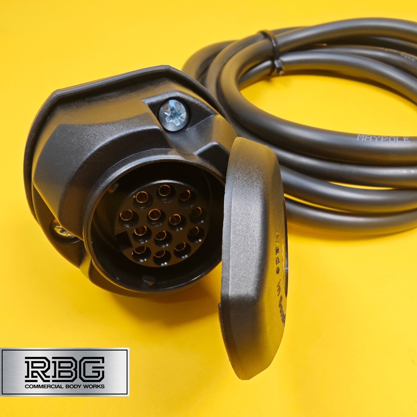 13 Pin Socket Assembly With 2m Pre-Wired 8 Core Cable Professional Towing UK