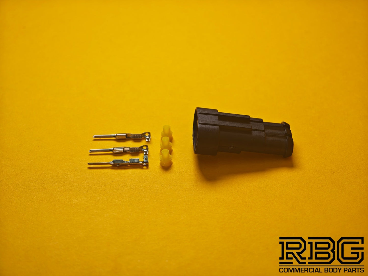 SuperSeal Plug Assembly 3 Way Female AMP Electrical Wiring Waterproof IP67 TE