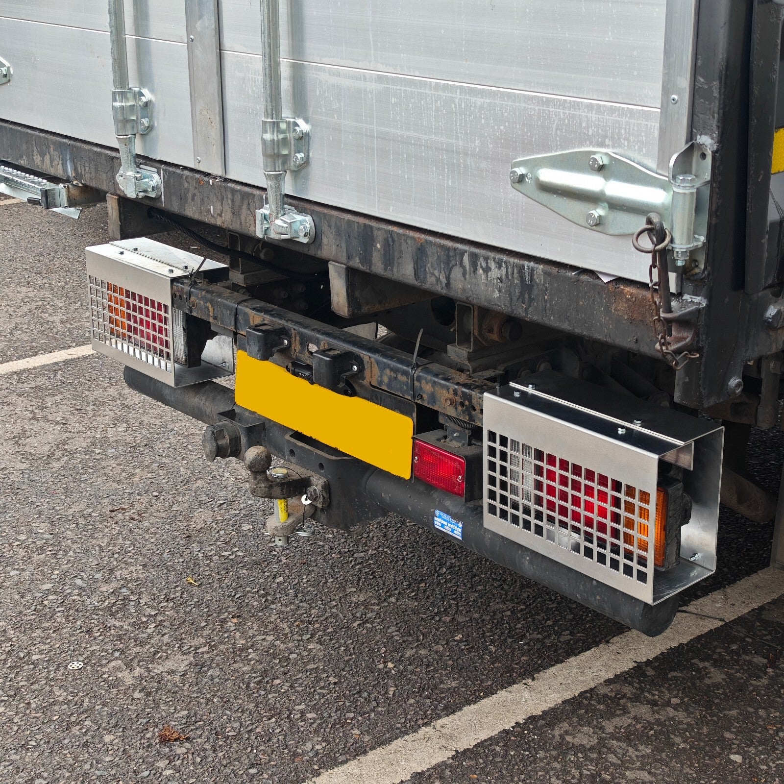 Light Guards for Mitsubishi Fuso THICK 3mm Galvanized Aluminum Truck Tipper UK