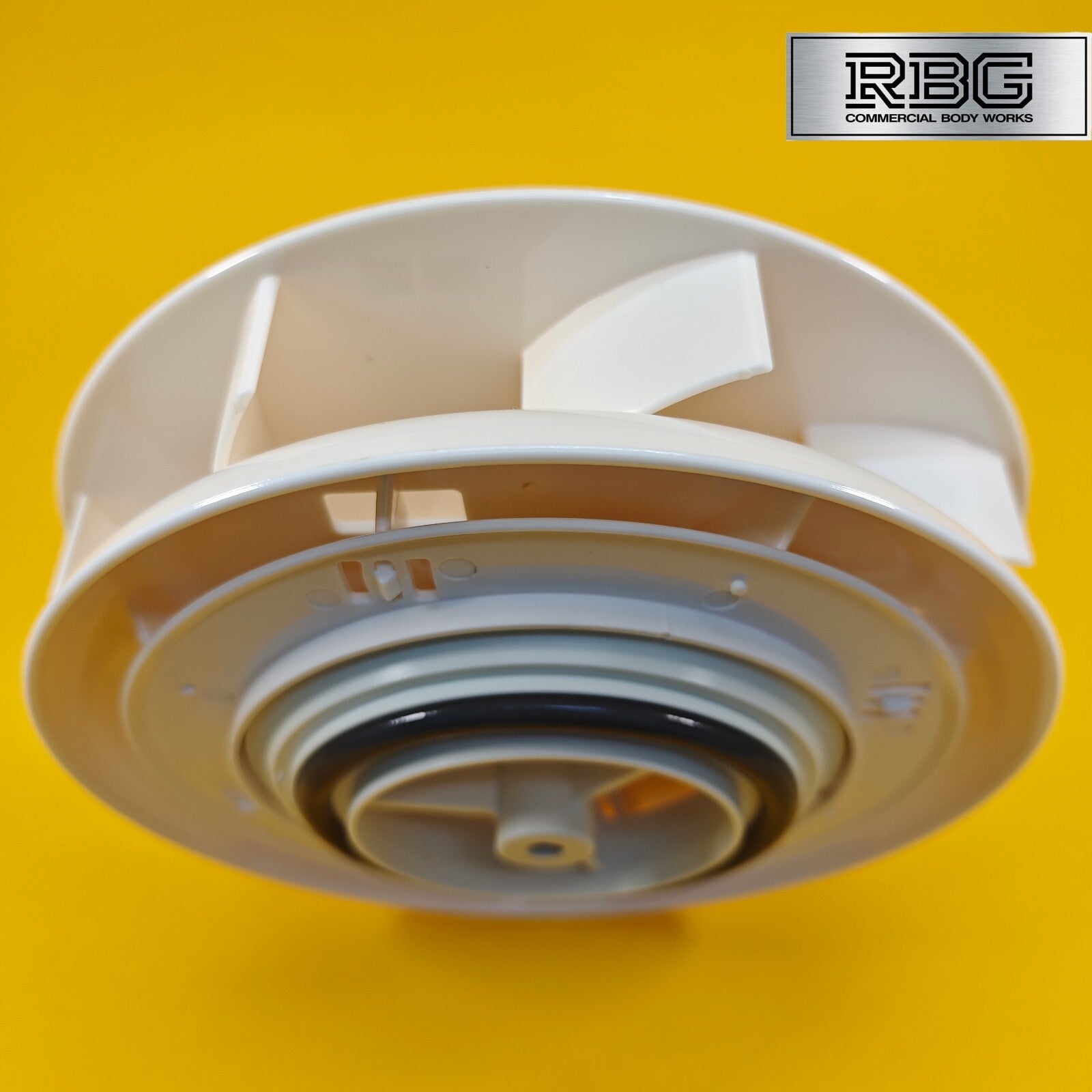 Centaflow™ Wind Driven Extractor Vent White Horsebox Low Profile Van Roof Rotary