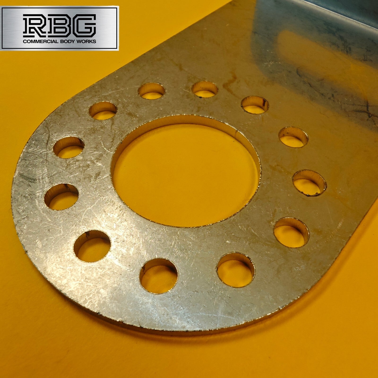 Right Angle Towbar Socket Plate 7 or 13 Pin Heavy Duty Mounting Trailers No Slot