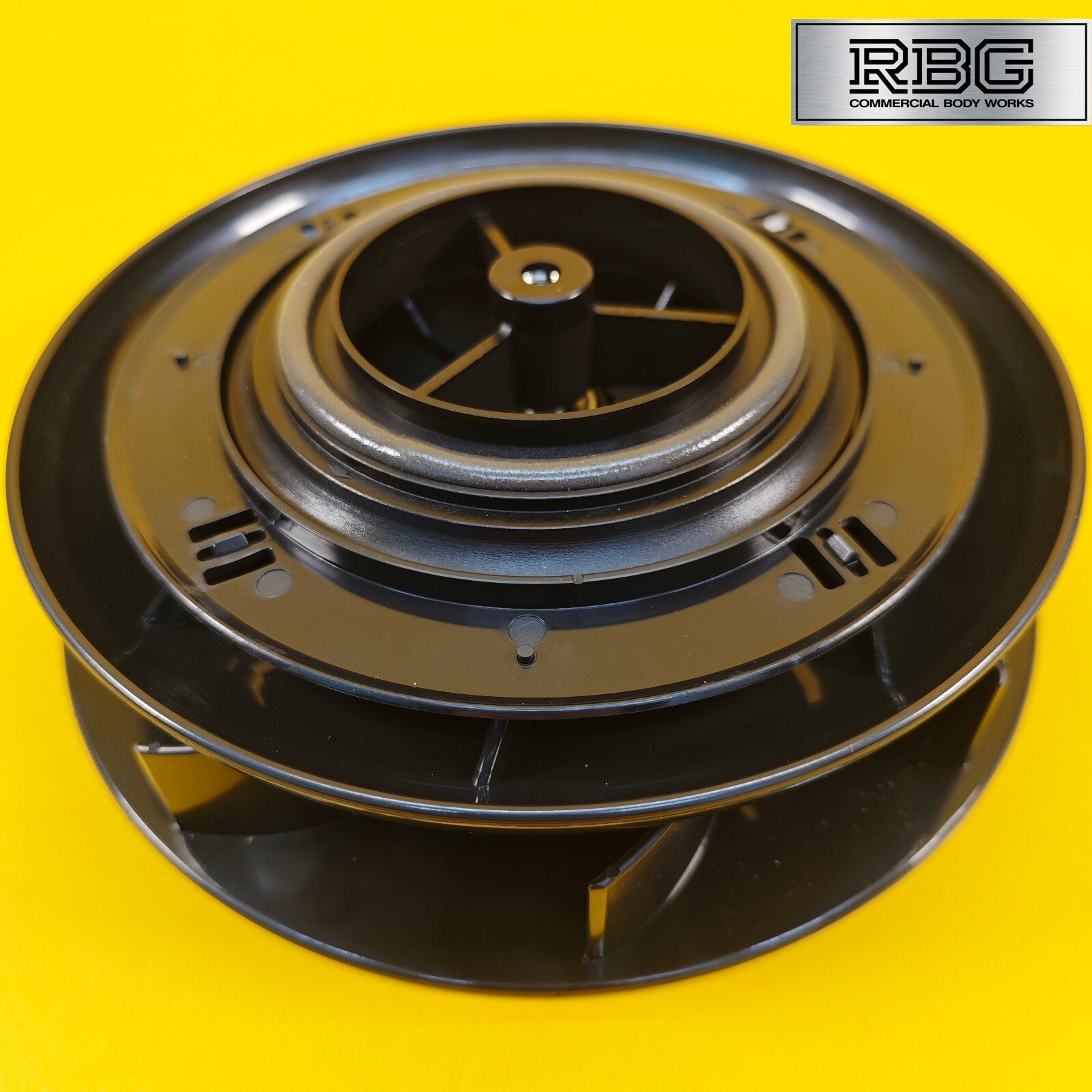 Centaflow™ Wind Driven Vent Black Horsebox Small Low Profile Rotary Van Roof Air