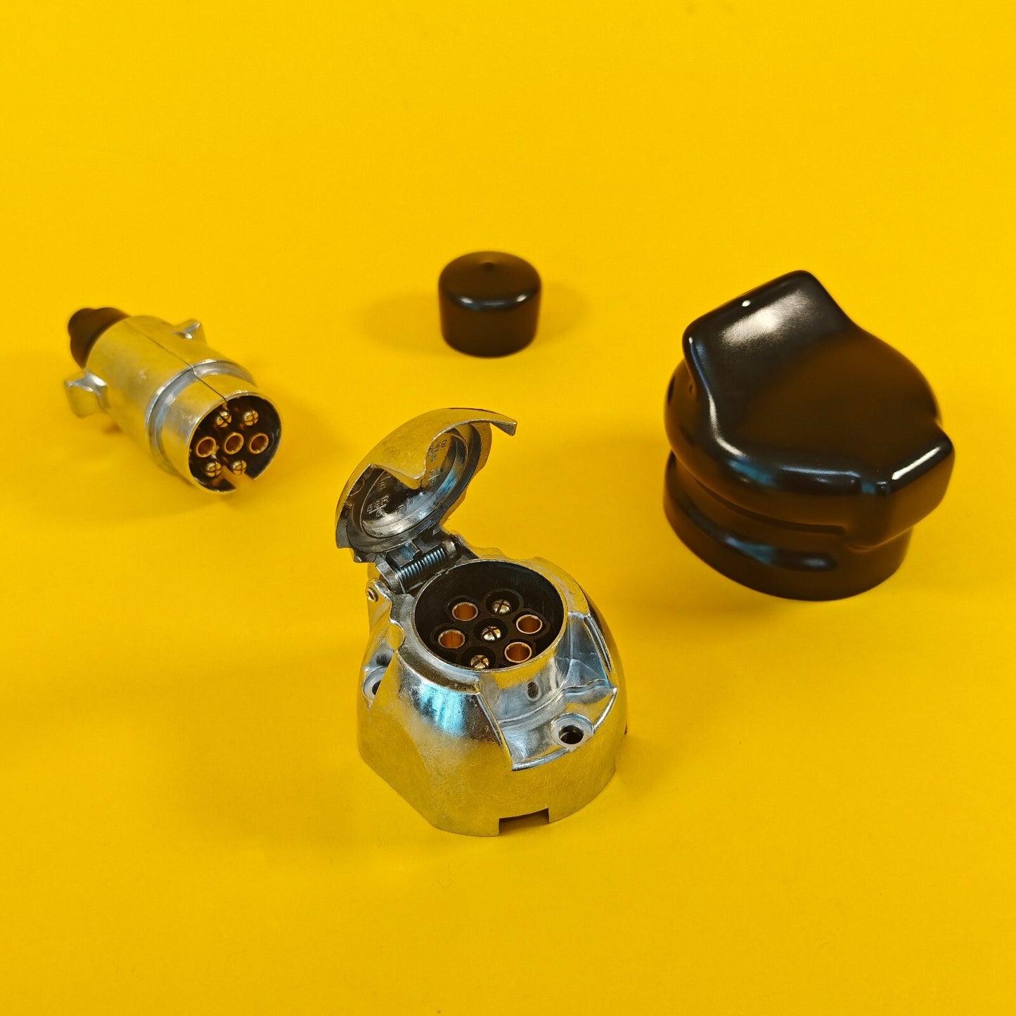 Aluminium Socket & Plug + PVC Socket & Plug Covers SET 7 Pin 12N Type Trailer