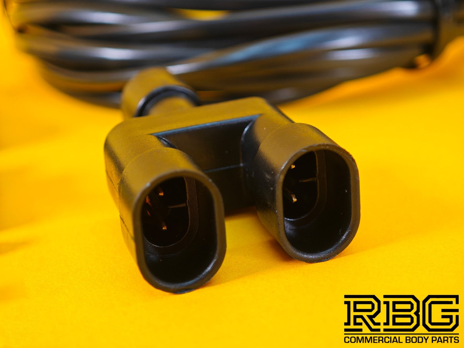 3 Way SuperSeal Splitter + 3Pc 2 Pin Plug Kit With Protective Boot + 5m Cable