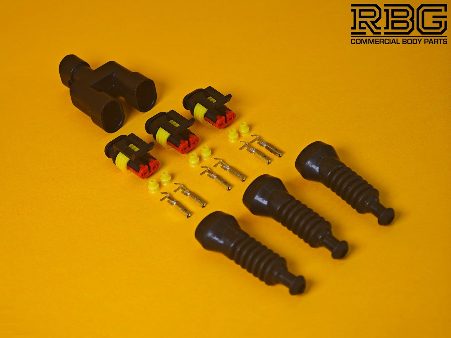 3 Way SuperSeal Splitter + 3x Connector Kit 2 Pin With Protective Boot Male