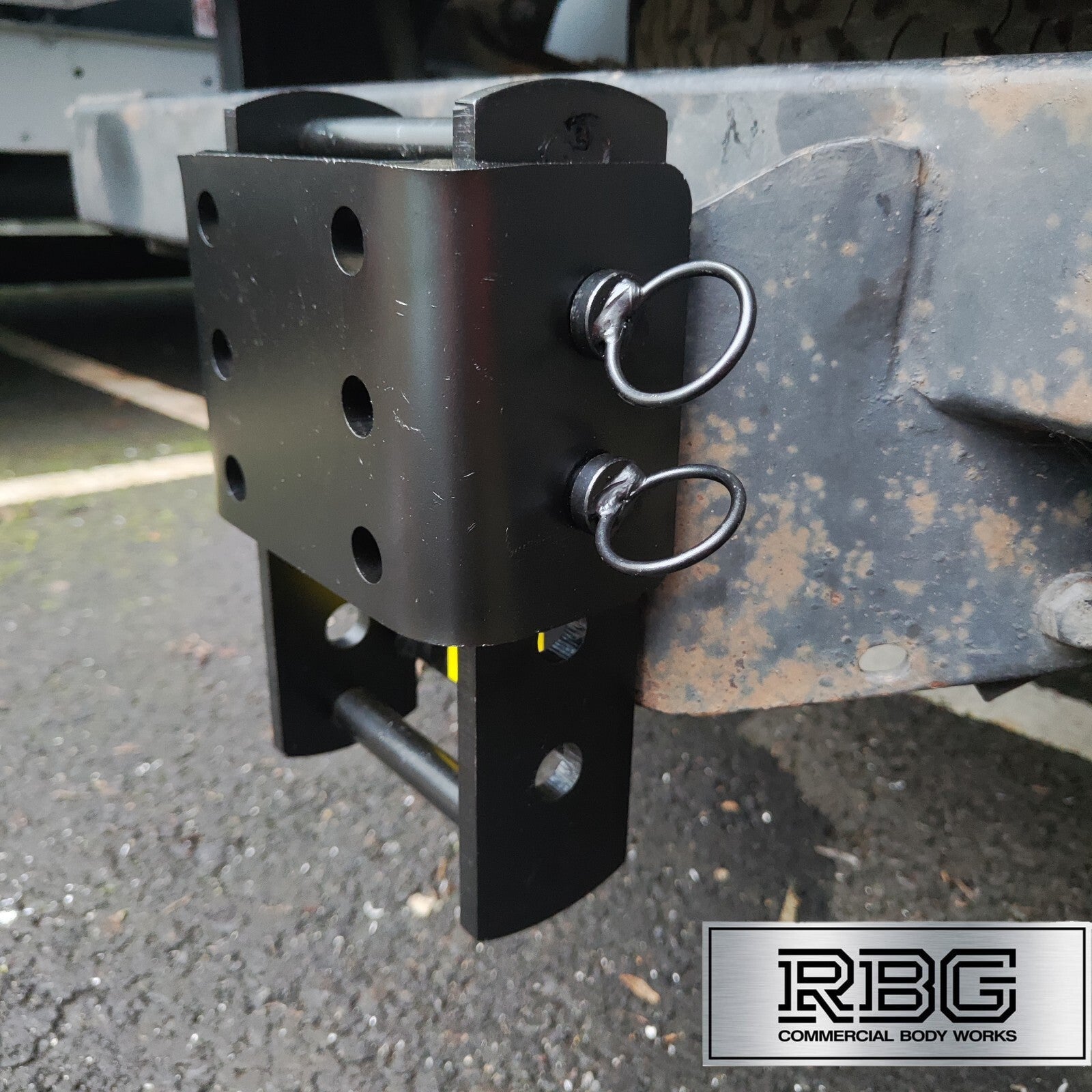 Towbar Slider Drop Plate Height Adjustable Coupling for Flange 3500kg by Maypole
