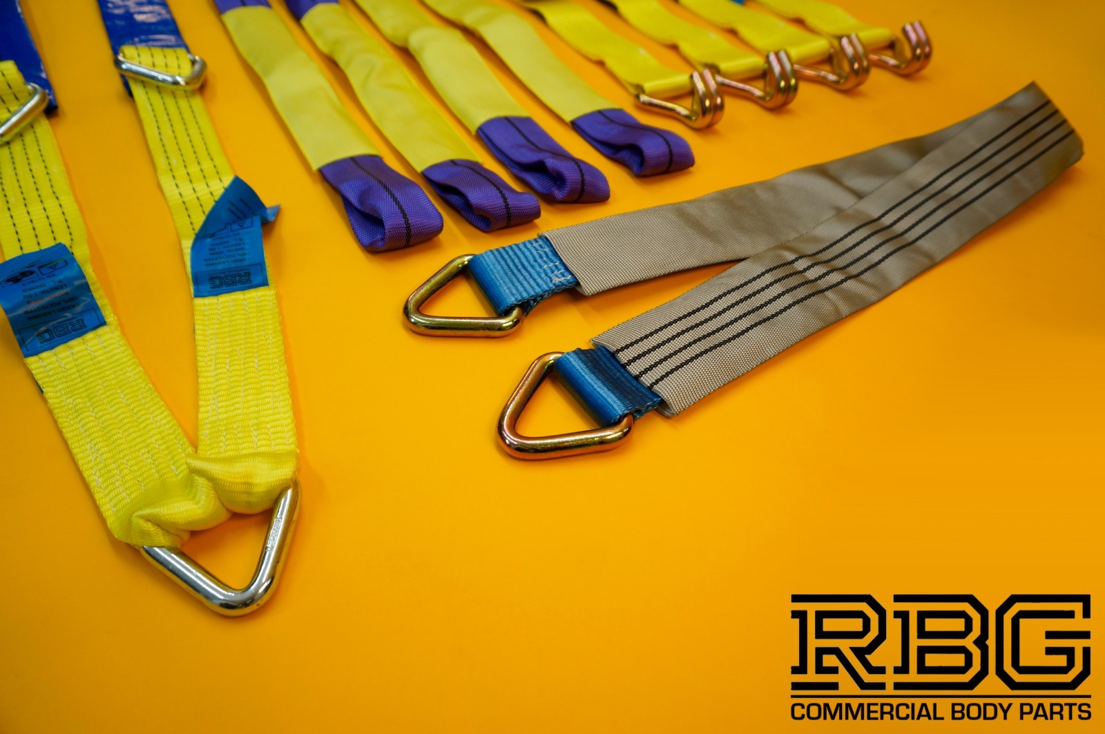 Tie Down Ratchet Strap 4x + Winching Assistance Strap + Axle Recovery Strap