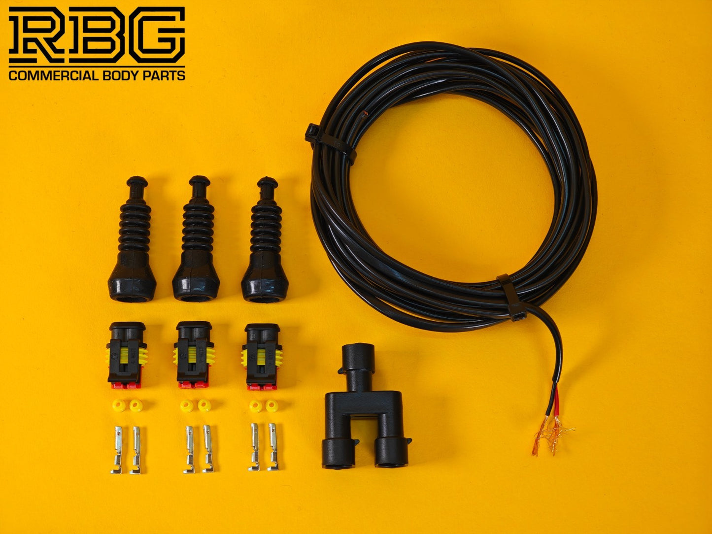 3 Way SuperSeal Splitter + 3Pc 2 Pin Plug Kit With Protective Boot + 5m Cable