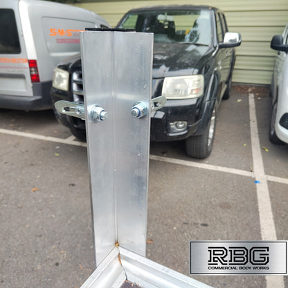 Aluminium Corner Pillar Extrusion 600mm & Socket Dropside Truck Trailer Tailgate
