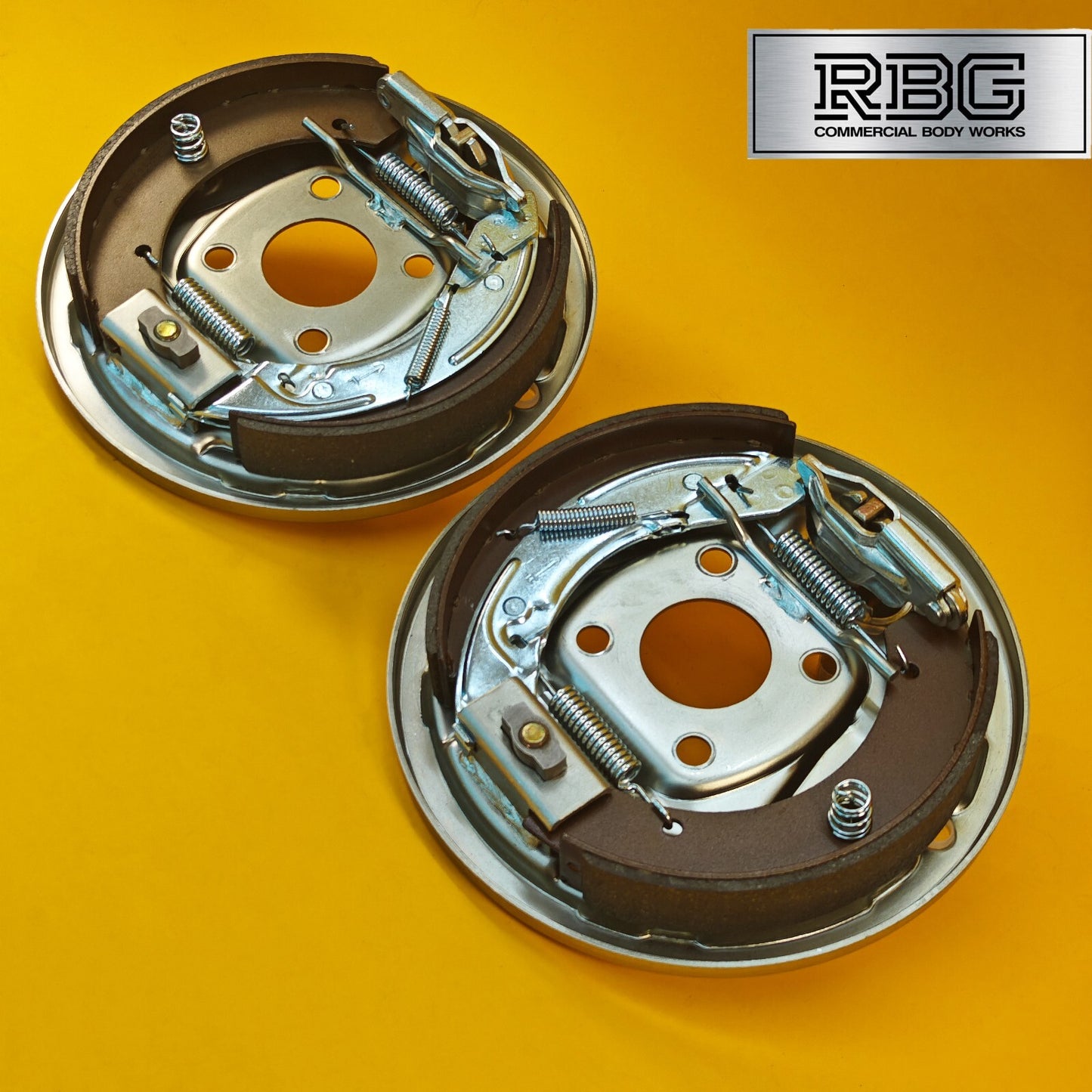 250x40 Back Plates for Brake Drums Bolt On PAIR Knott Ifor Williams Trailers UK