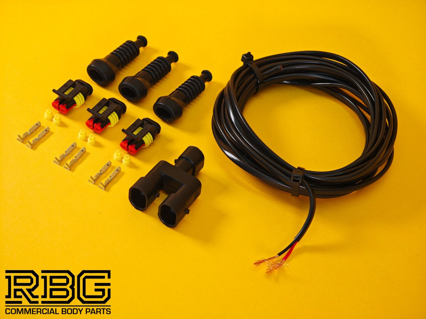 3 Way SuperSeal Splitter + 3Pc 2 Pin Plug Kit With Protective Boot + 5m Cable