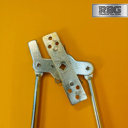 Rod Lock Bars RIGHT Hand 2310mm 3 Point Locking For Doors Trailer Truck Steel UK