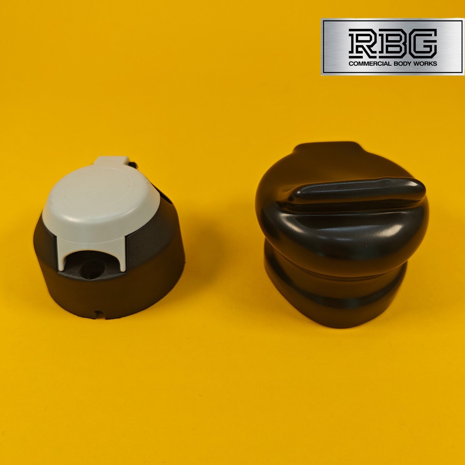 Plastic Socket + Cover PVC 7 Pin 12S Type For Towing Trailer Caravan 12V Towbar