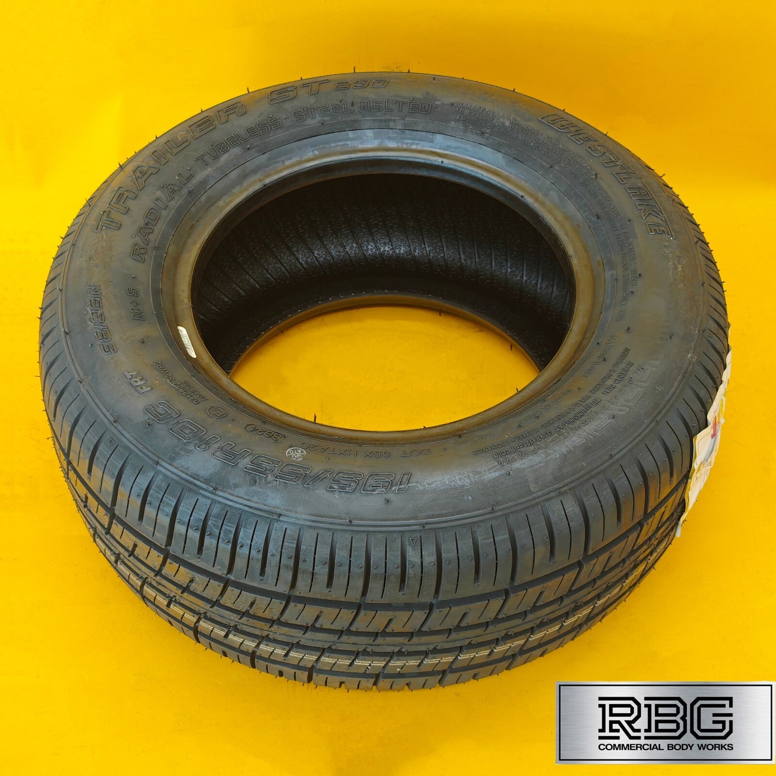 Trailer Tyre 10″ 195/55R10C Tubeless Trailer Wheels 195/55R10C Diameter 10″ UK