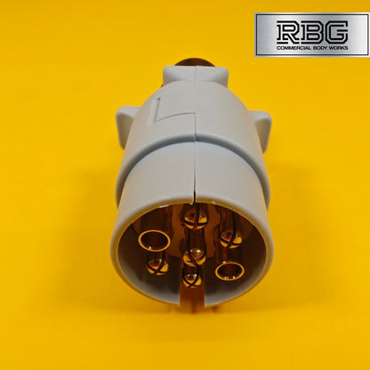 Plastic Plug for Towing 7 Pin 12S Type Trailer Caravan Horsebox 12 Volt Towbar
