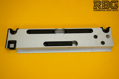 Rear Corner Post for Tippers REAR LEFT Alutip In Good Condition Renault