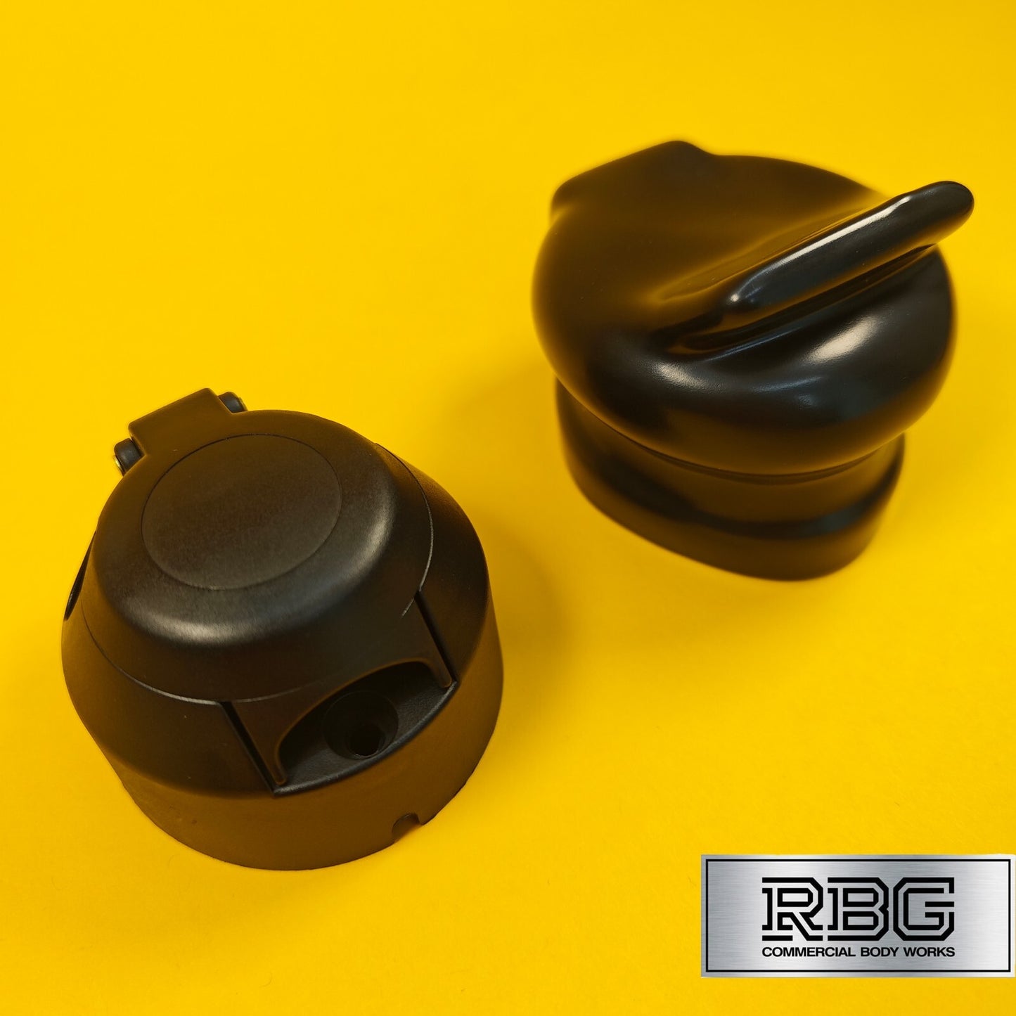 Plastic Socket + Cover PVC 7 Pin 12N Type For Towing Trailer Caravan 12V Towbar