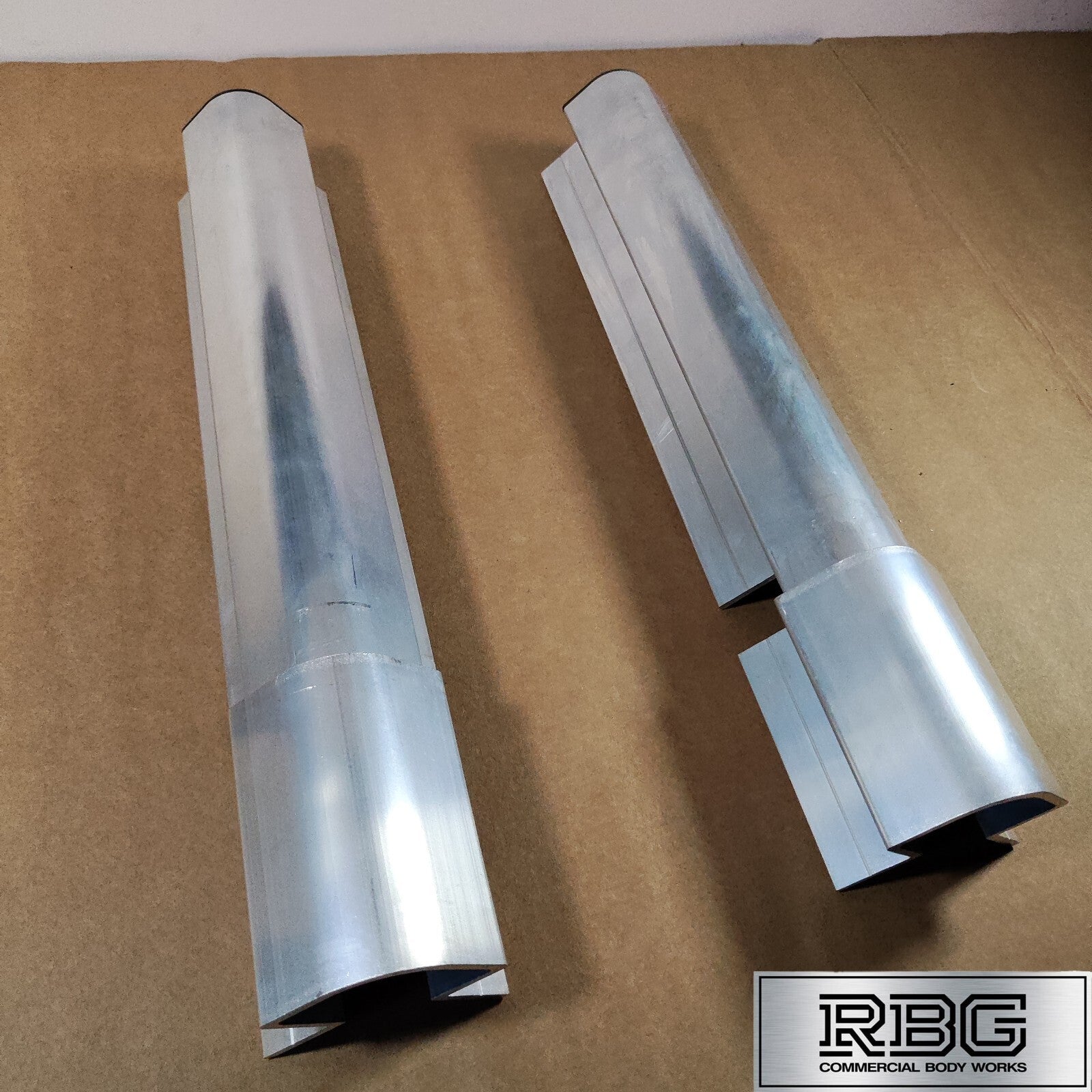 Aluminium Corner Pillar Extrusion 400mm & Socket Dropside Truck Trailer Tailgate