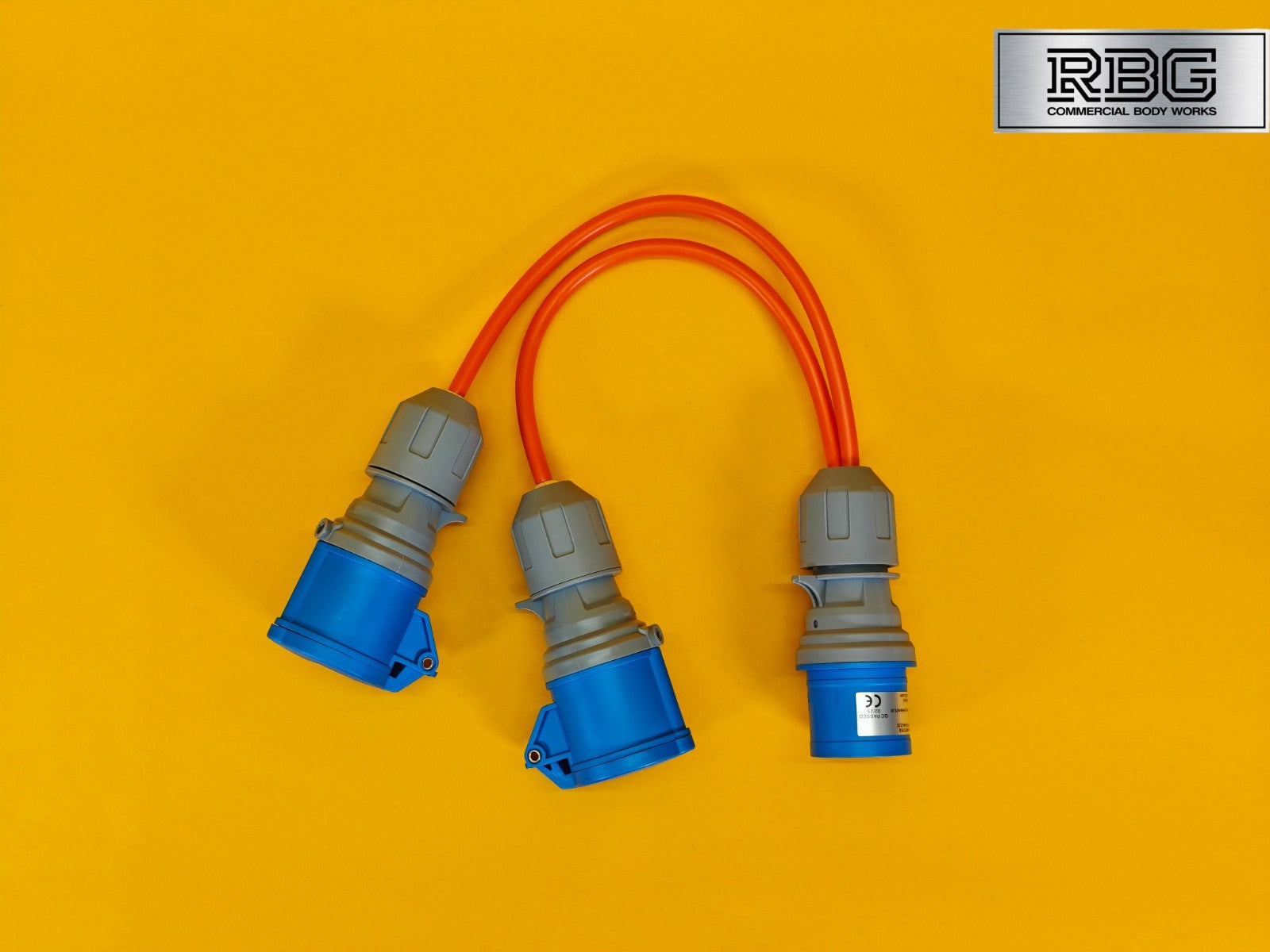 2 Way Splitter 16A 230V for Caravan 30cm Cable 2x Sockets 16Amp Hook Up Orange