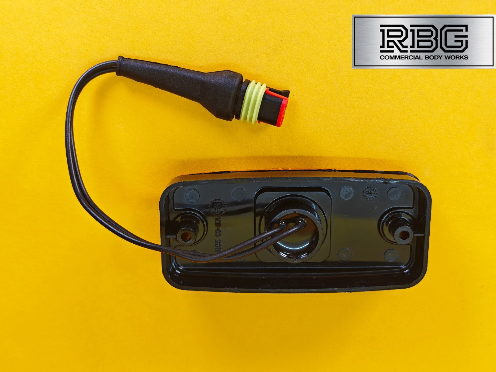 LED Side Marker Light + SuperSeal Plug 10-30V Amber Reflector Lamp for Trailer