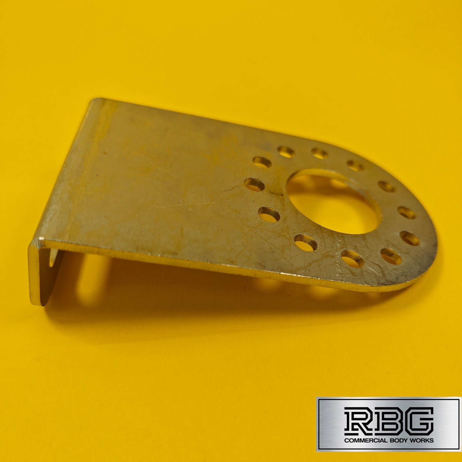 Right Angle Towbar Socket Plate 7 or 13 Pin Heavy Duty Mounting Trailers No Slot