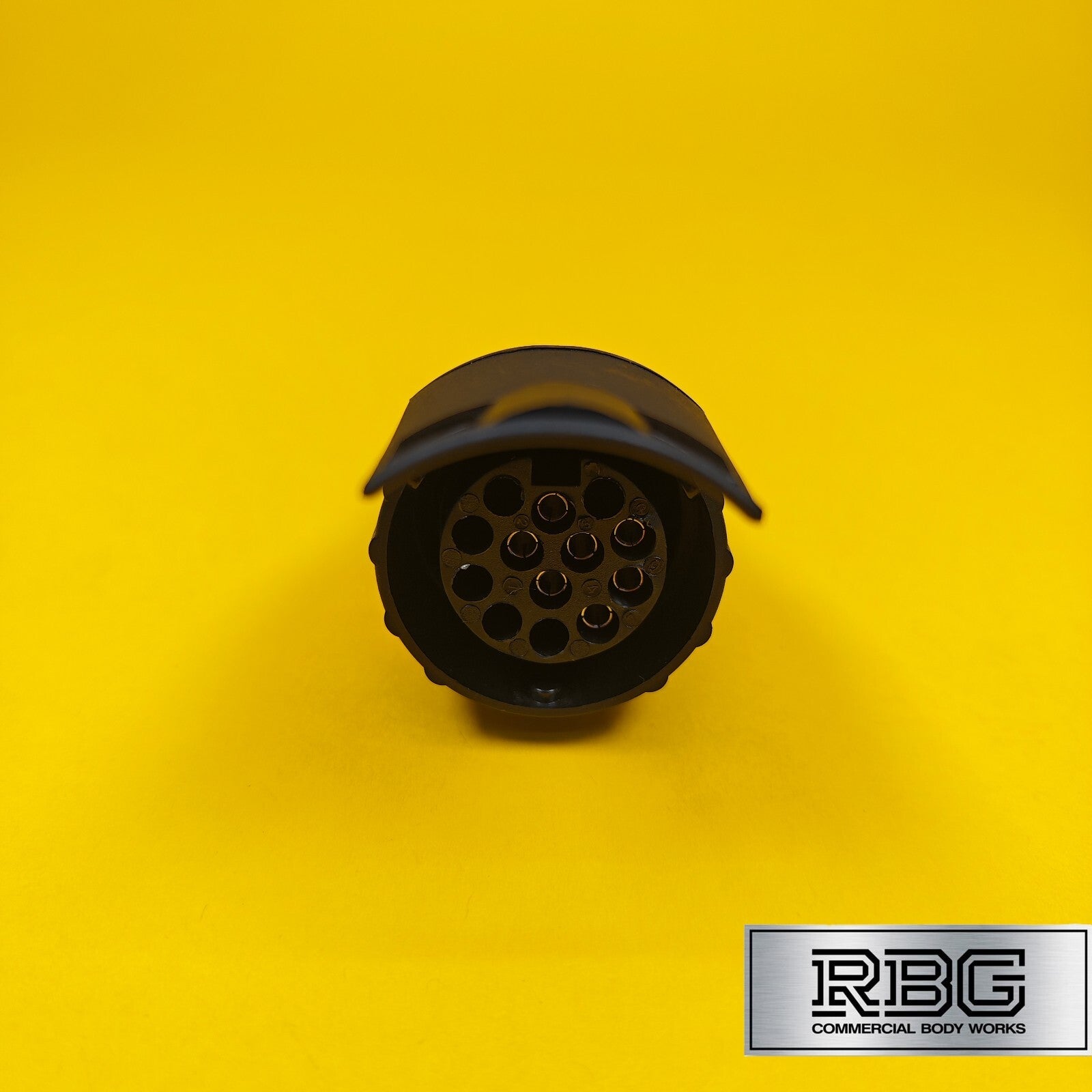 7 Pin to 13 Pin Adaptor Professional Vehicle to Trailer Caravan Socket Plug