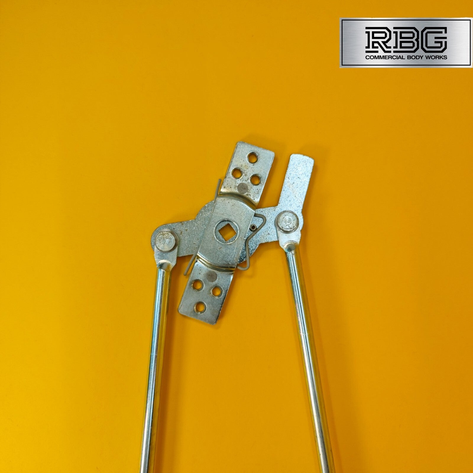Rod Lock Bars RIGHT Hand 2310mm 3 Point Locking For Doors Trailer Truck Steel UK