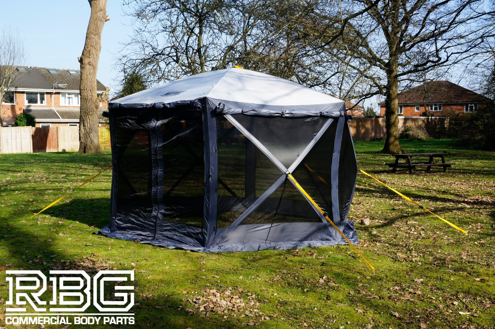 Screen House Gazebo Pop Up 6 Sided Mosquito Netting H230cm, W360cm Large Shelter