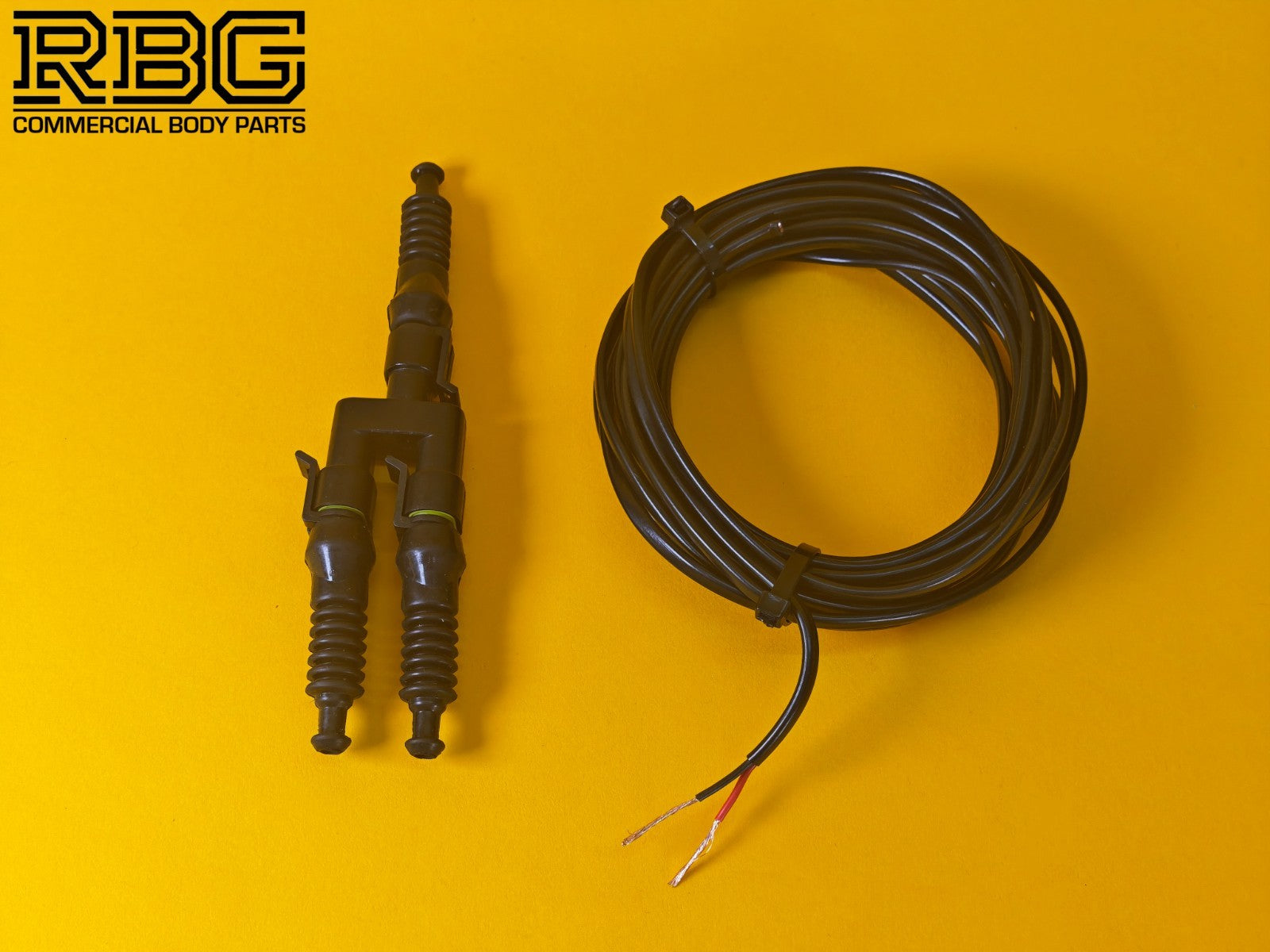 3 Way SuperSeal Splitter + 3Pc 2 Pin Plug Kit With Protective Boot + 5m Cable