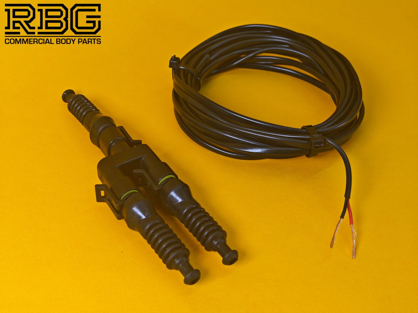 3 Way SuperSeal Splitter + 3Pc 2 Pin Plug Kit With Protective Boot + 5m Cable
