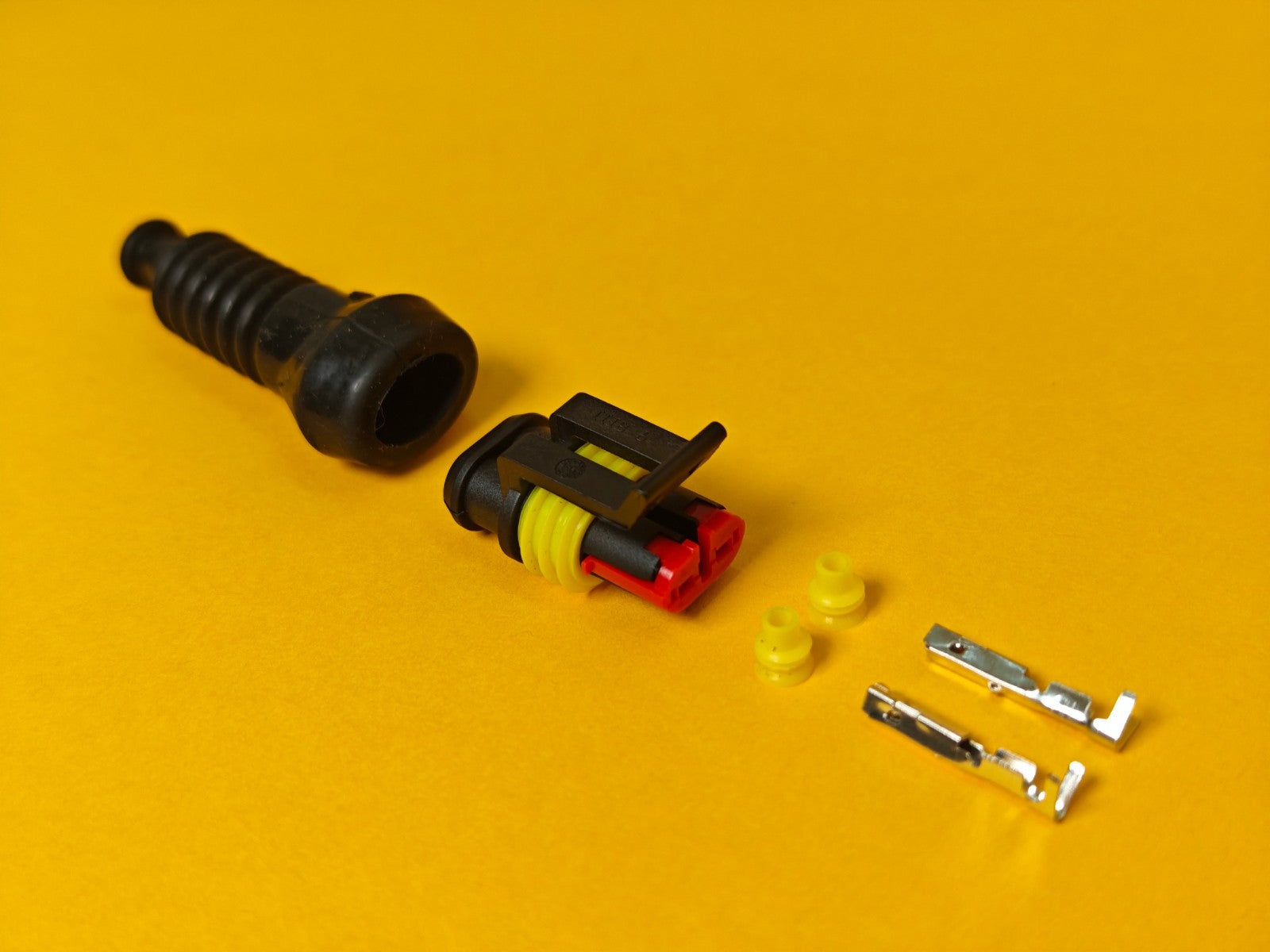 SuperSeal Connector Kit 2 Way Male With Protective Boot AMP Wiring Waterproof TE