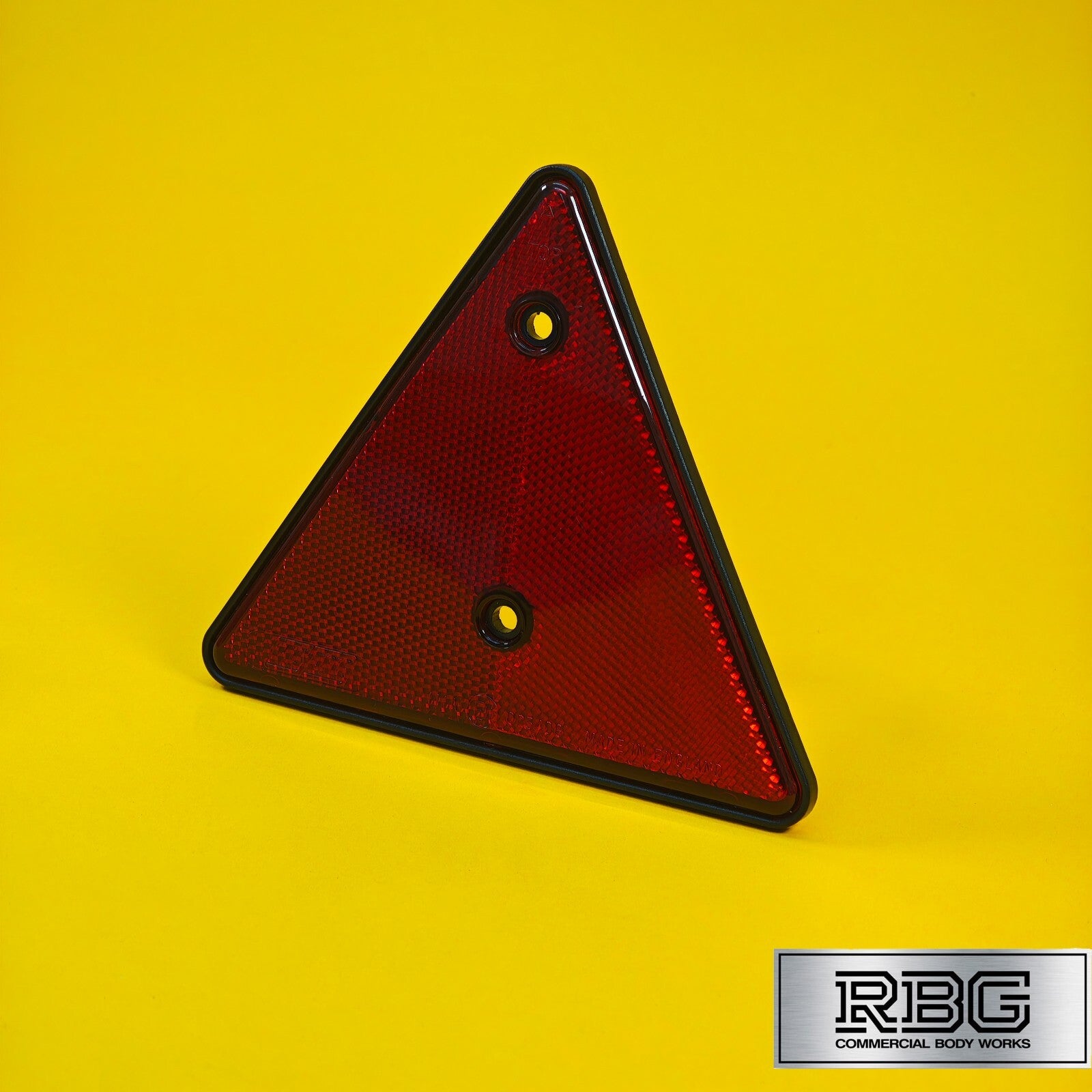 Triangle Red Reflector Srew-Fit For Trailer Driveway Fence Post Garden Walls UK