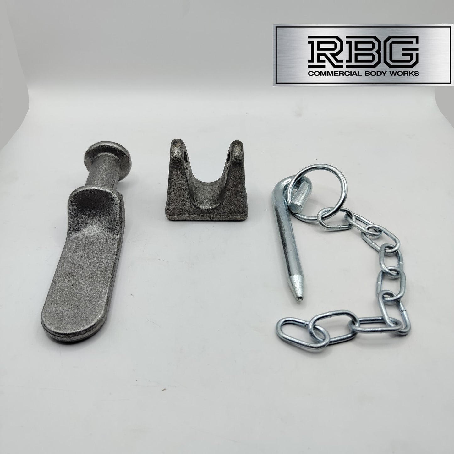 1x Tailboard Forket, Lug, 109mm Pin & Chain - Truck Dropside Tipper Trailer