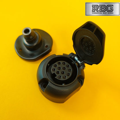 13 Pin Plastic Socket Towing Electrics Sockets for Trailers Vans Caravans Tow