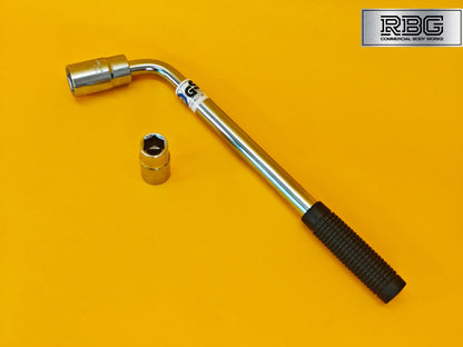 Extendable Wheel Nut Wrench 2 Reversible Sockets 17mm 19mm 21mm 23mm Power Bar