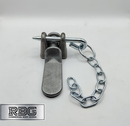 1x Tailboard Forket, Lug, 109mm Pin & Chain - Truck Dropside Tipper Trailer