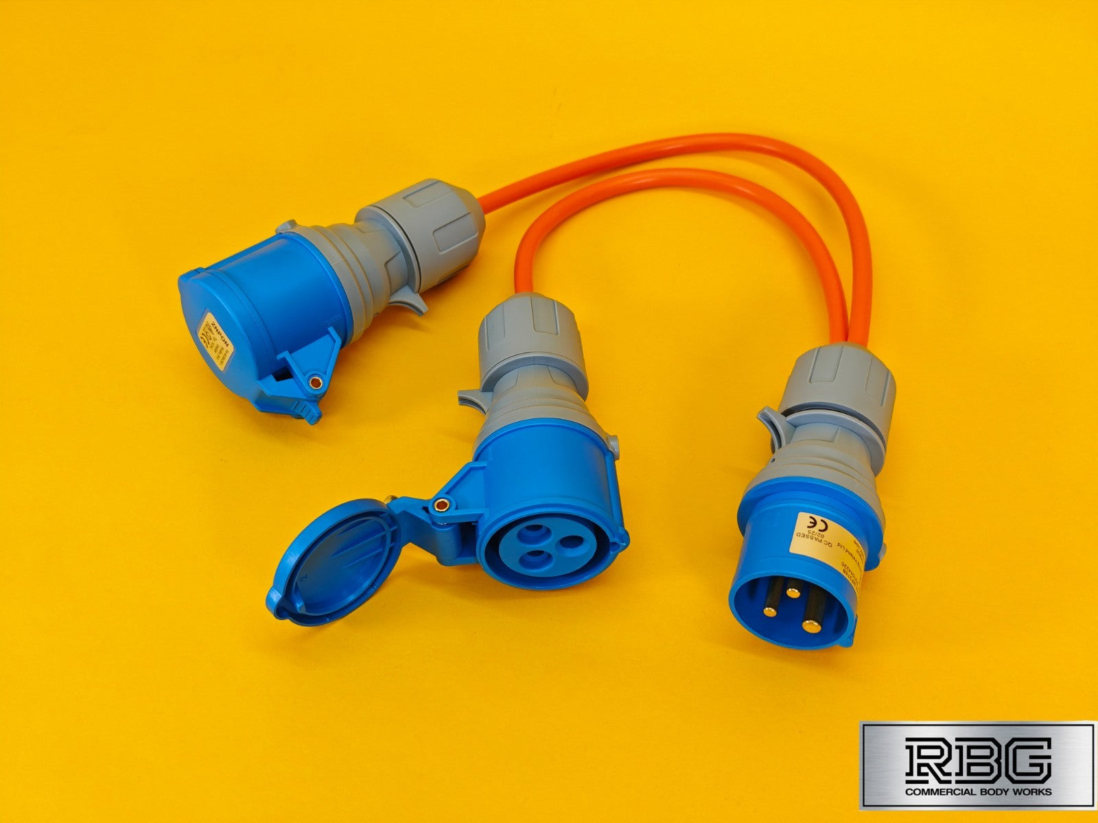 2 Way Splitter 16A 230V for Caravan 30cm Cable 2x Sockets 16Amp Hook Up Orange