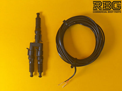 3 Way SuperSeal Splitter + 3Pc 2 Pin Plug Kit With Protective Boot + 5m Cable