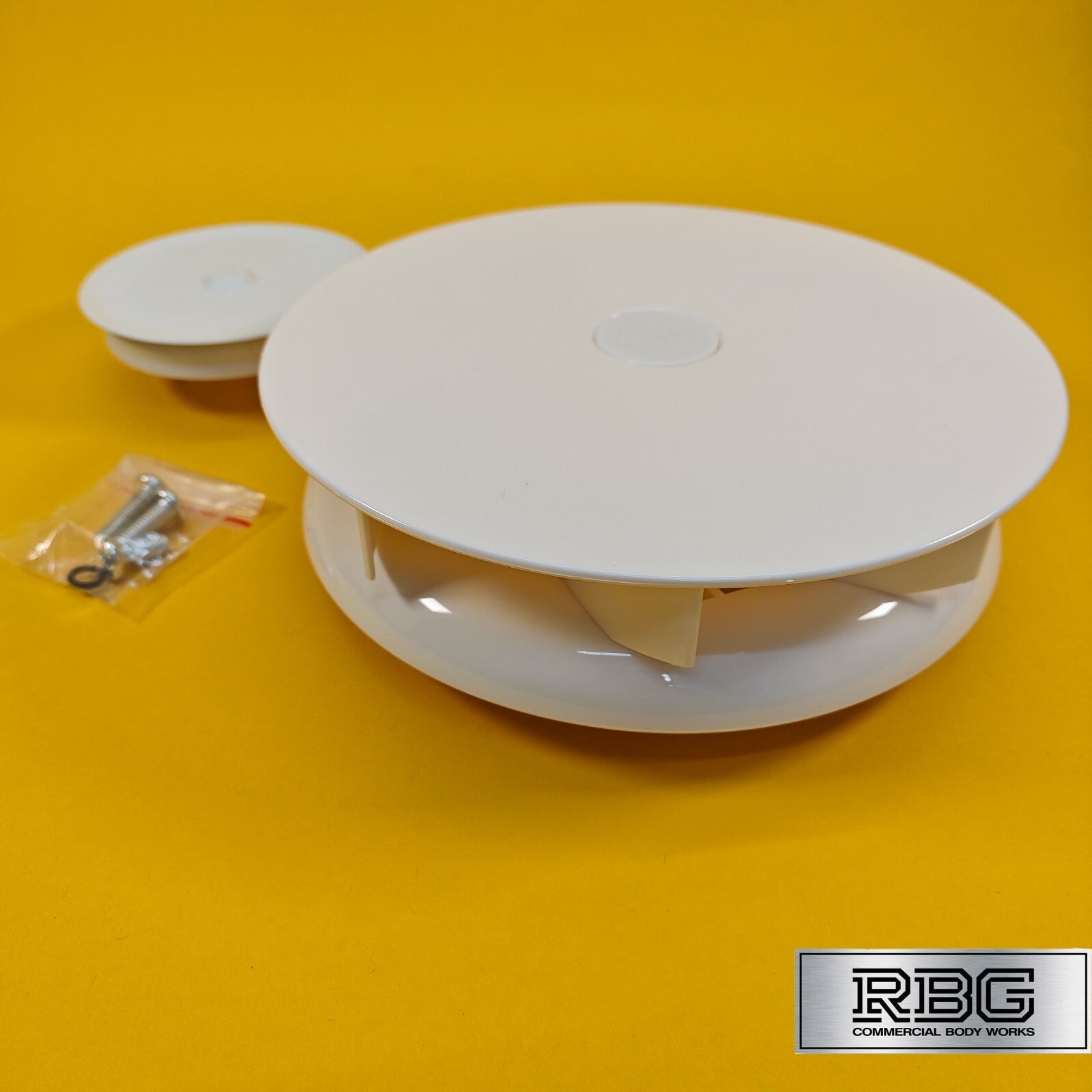 Centaflow™ Wind Driven Extractor Vent White Horsebox Low Profile Van Roof Rotary
